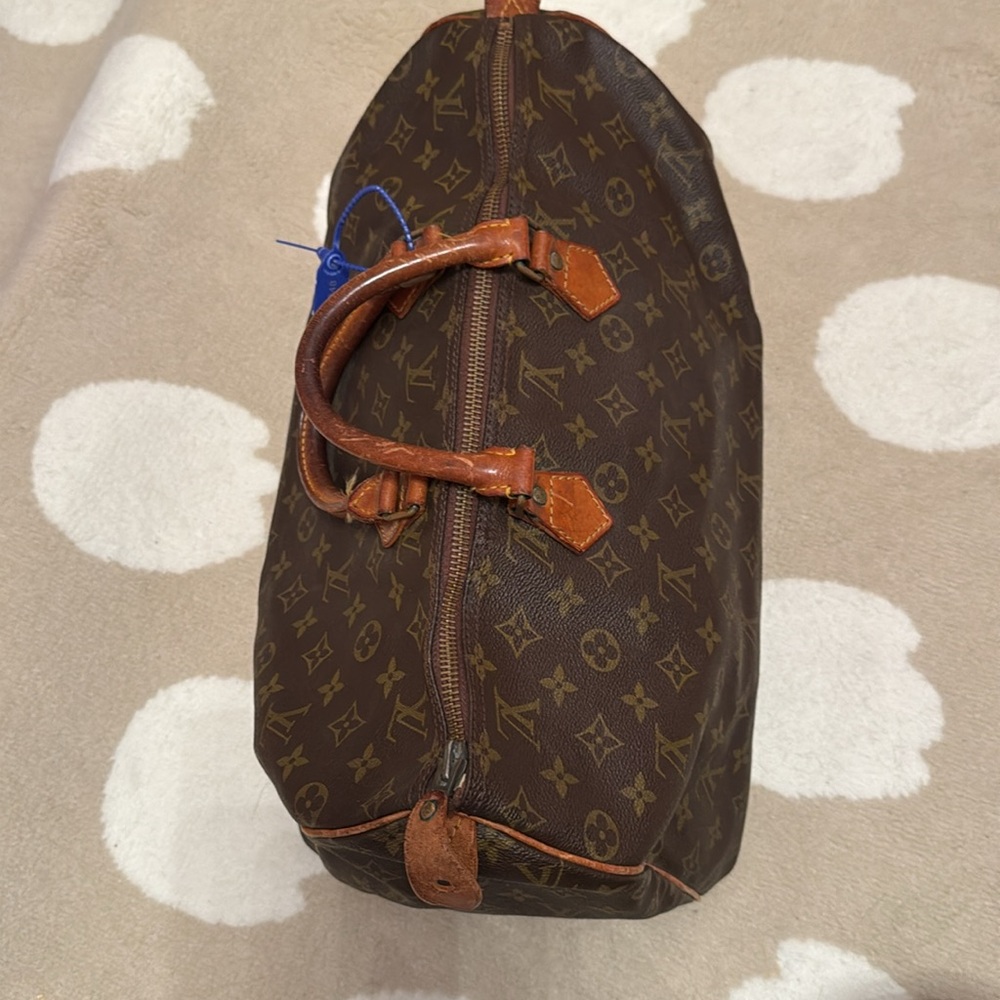 $3000 LV Bag AV Show - Picture 6 of 9